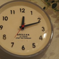 6陶器の掛け時計
